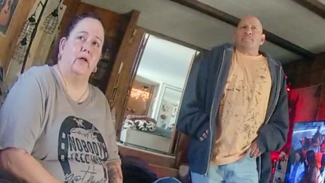 Husband Finds Out Wife Stole $1,200 from Zoo Gift Shop
