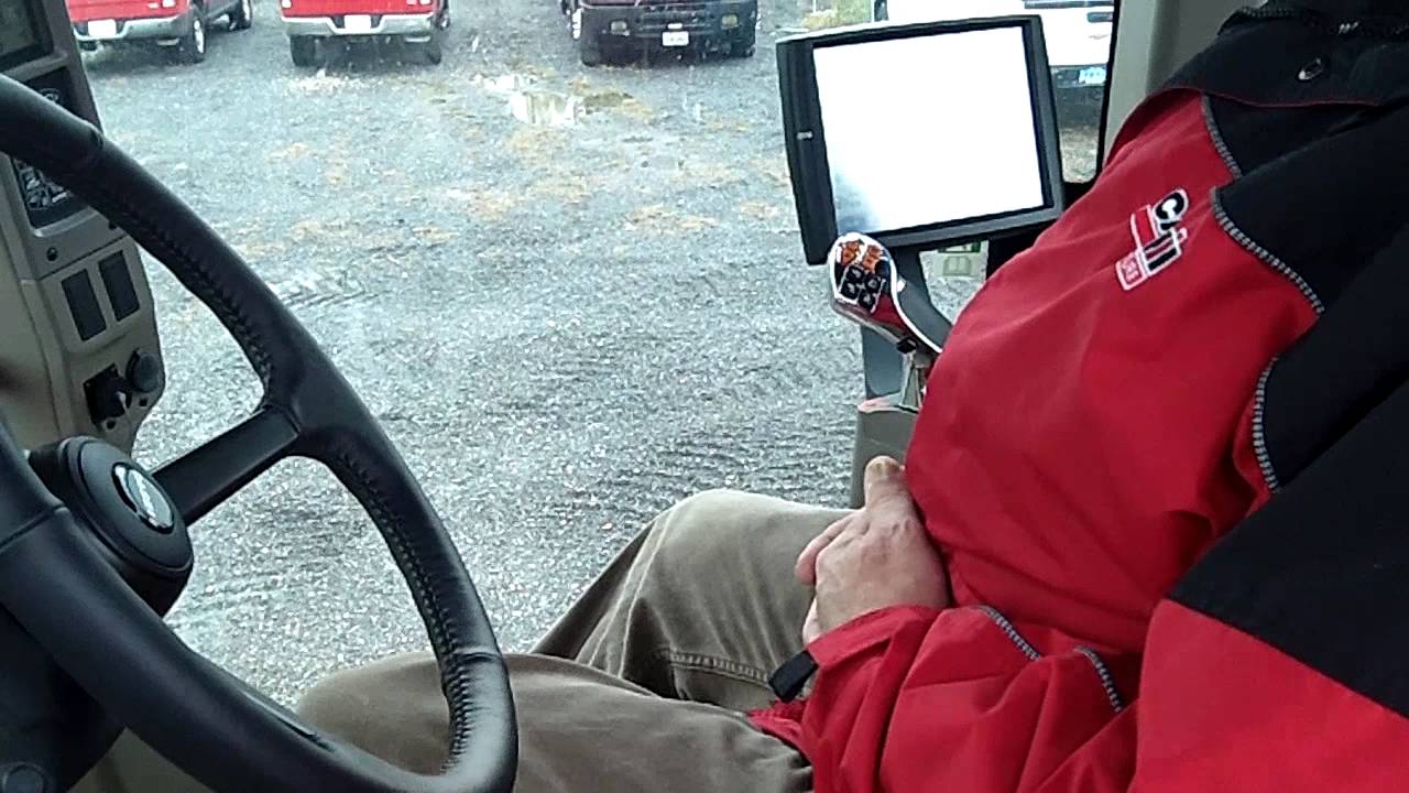 Seat adjustments on Case IH tractors