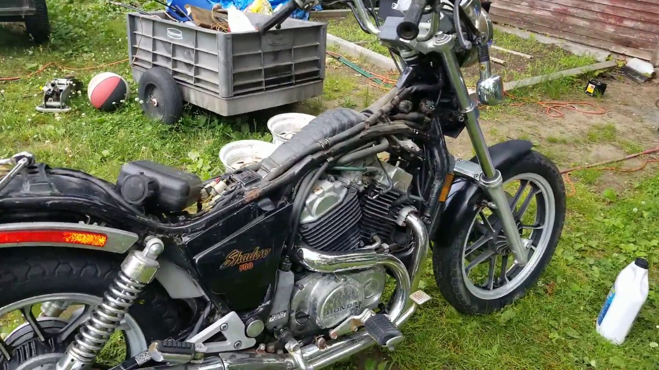 How to remove carbs on Honda shadow 500