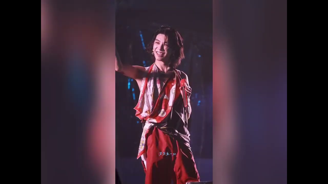 Hua Chenyu is imitating his fans calling him 'babe'!🥰此男在学火姐叫宝贝好可爱❣️