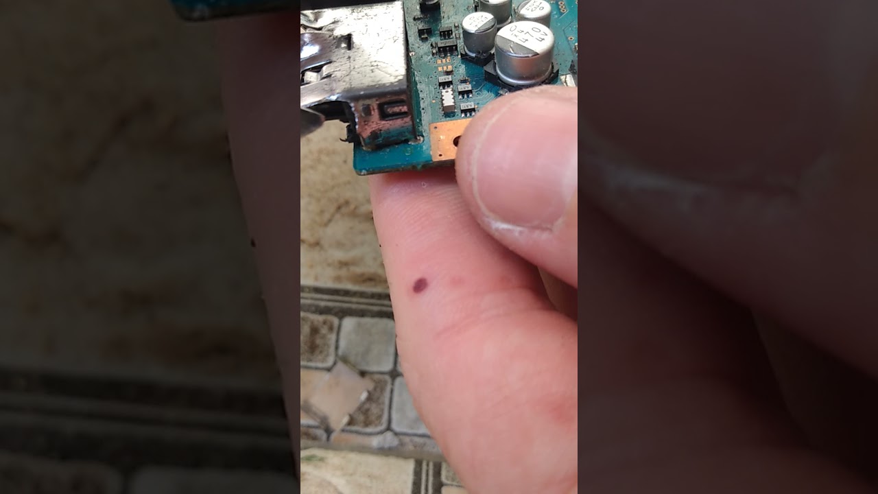 PLAYSTATION 2 PORTÁTIL NOVO PROJETO PARTE 3.1 - REMOVENDO CONECTOR DE REDE E AV