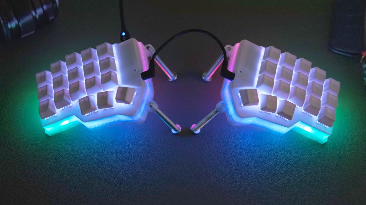 RGB delight! 3D Printed Corne Custom Keyboard