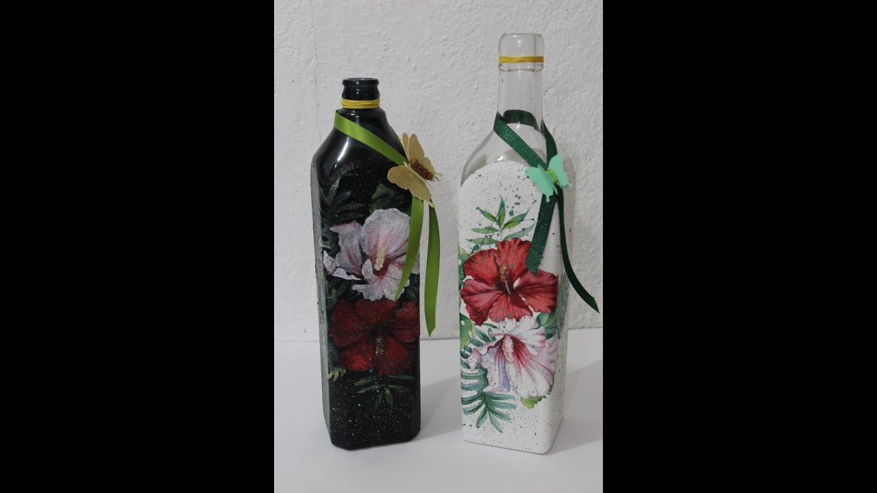 Reciclaje de botellas de vidrio (Decoupage en fondo negro y blanco)