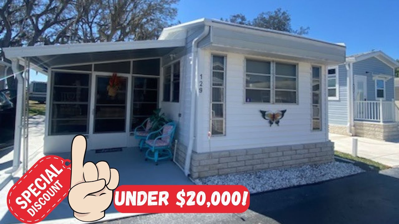 Under $20,000 Gorgeous Home In Highly Sought After Park (Oak Gardens Sebring Florida)!