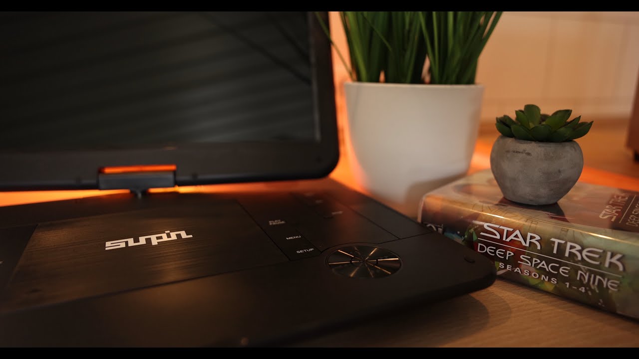 Schlechter Als Schlecht - SunPin Portable DVD Player