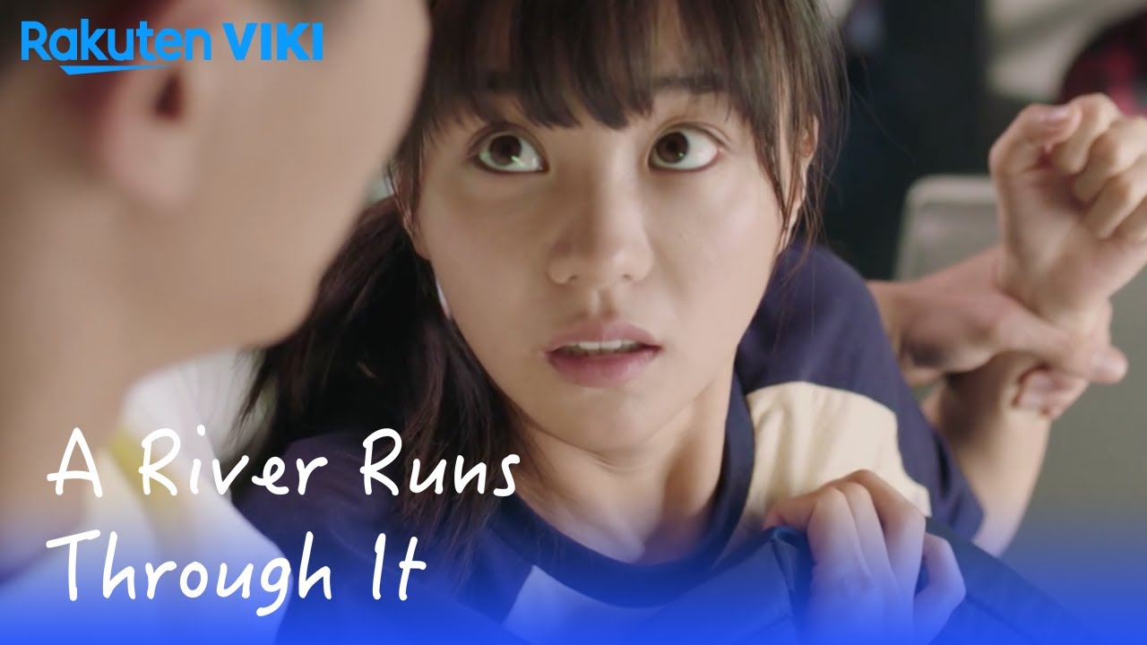 A River Runs Through It - EP7 | Accidental Touch | Chinese Drama