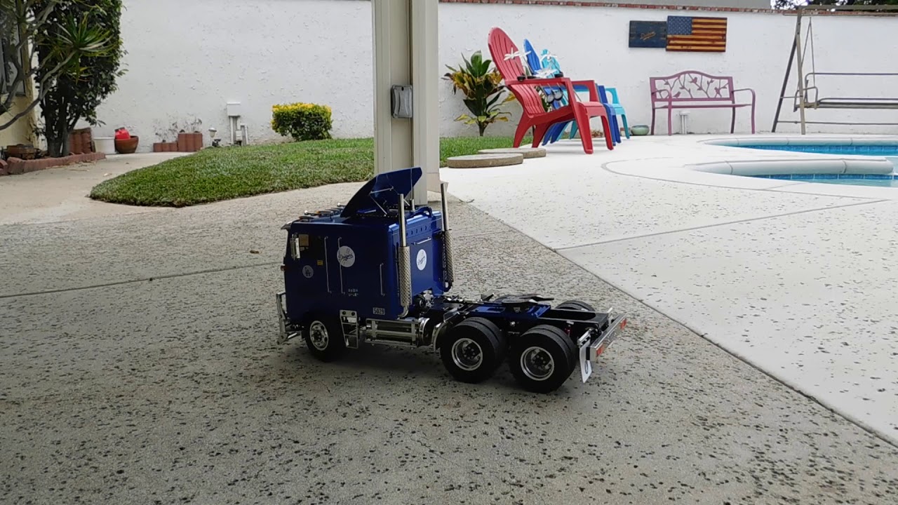 Tamiya 1/14 scale Globe Liner truck