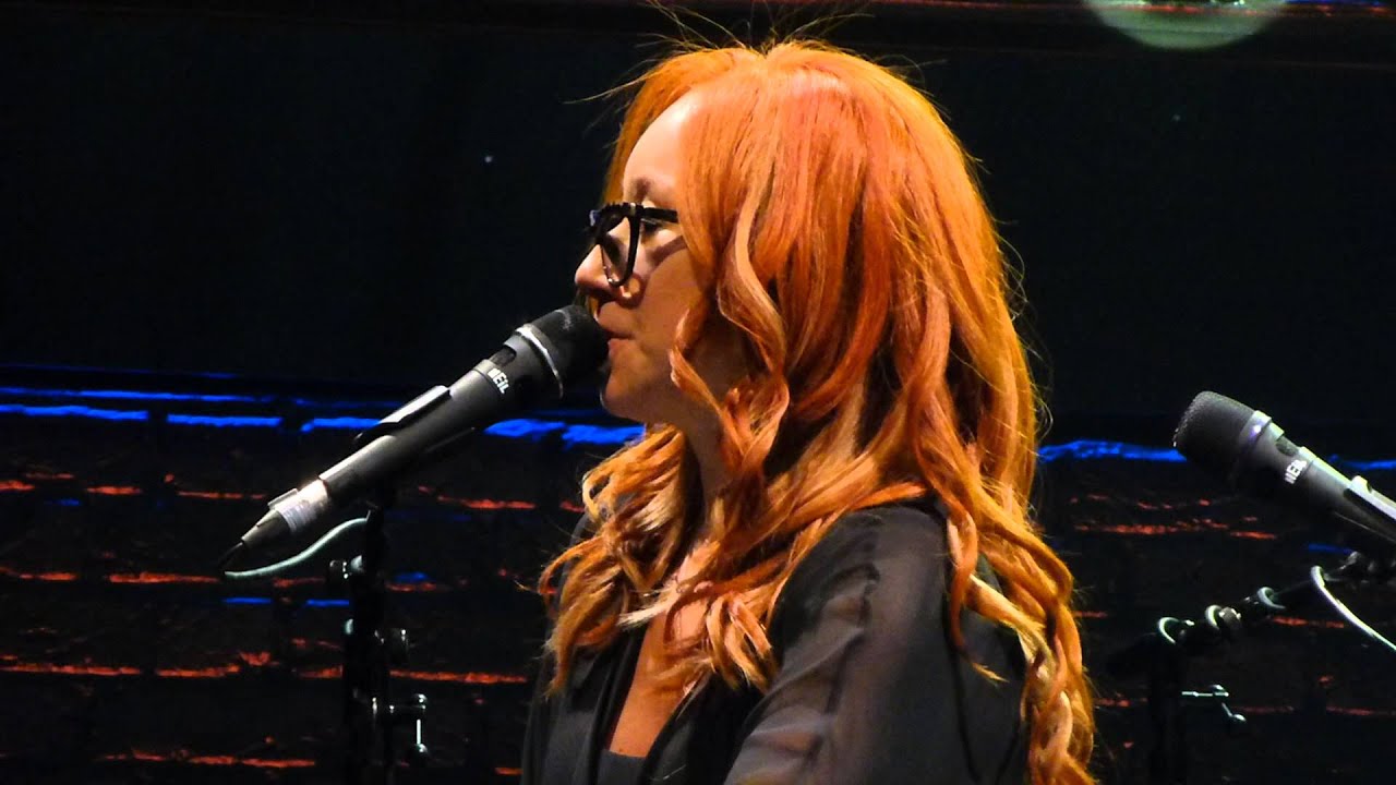 Tori Amos: Smalltown Boy (Bronski Beat) 2014-08-13 The Beacon Theatre New York City 1080HD