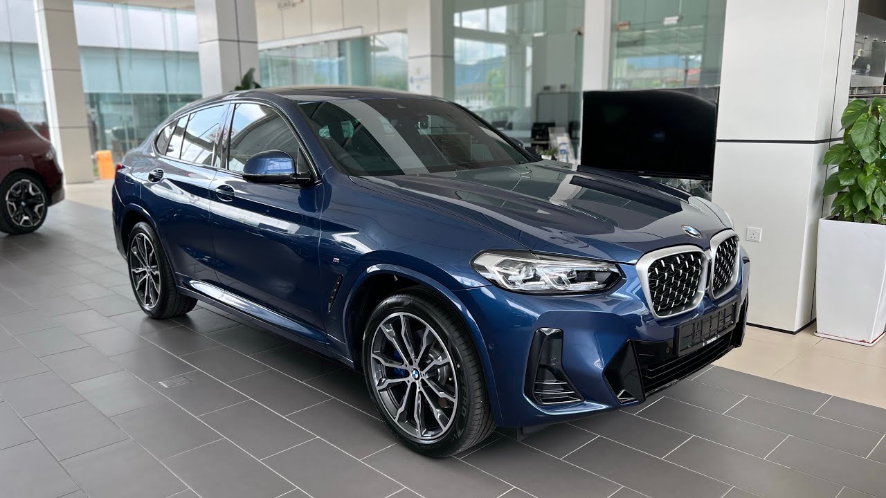 New BMW X4 xDrive30i phytonic blue metallic color | exterior and interior design