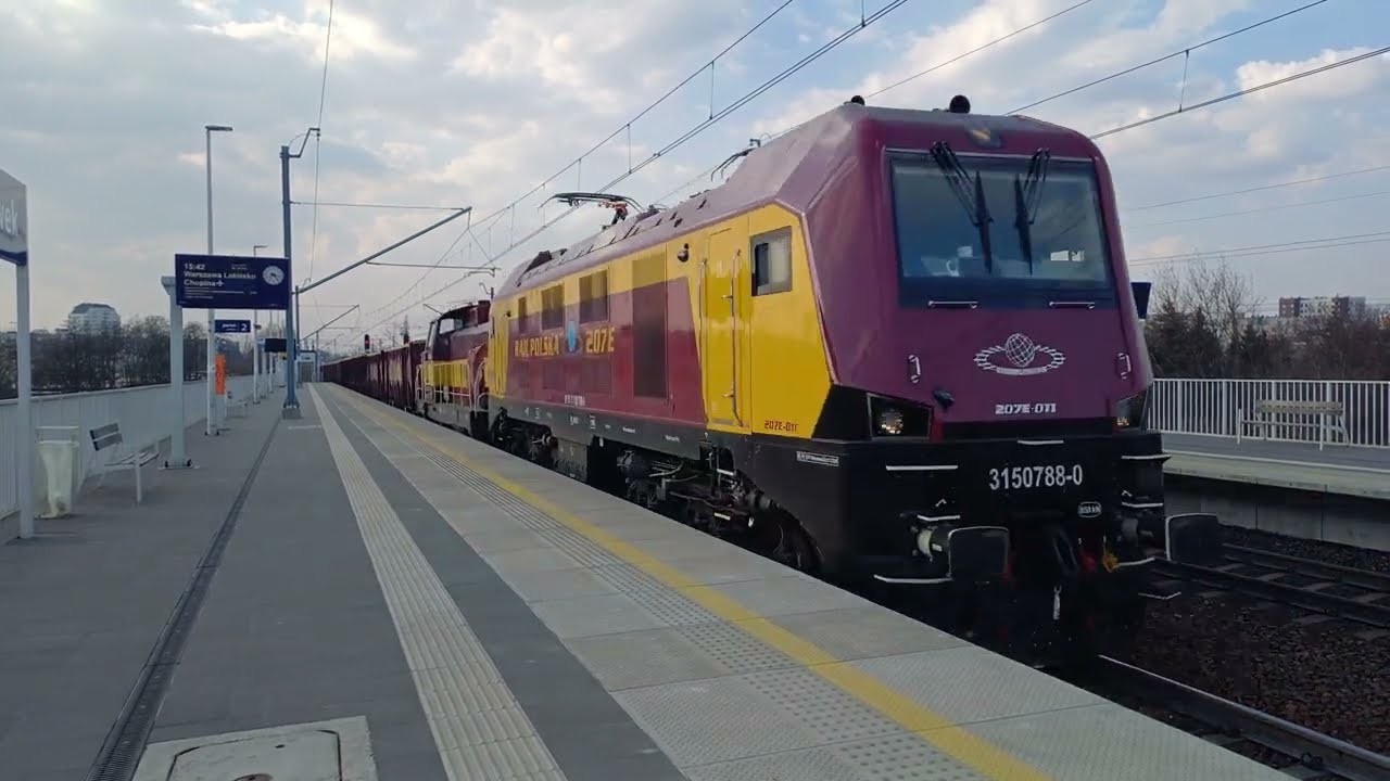 207e-011 + SM42-2241 Rail Polska 