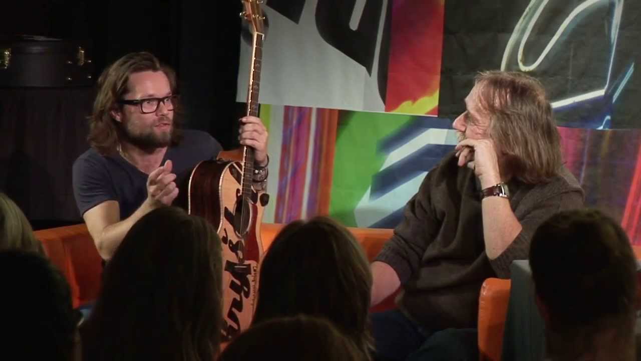 1. Jaromír Nohavica & Richard Krajčo (5. 12. 2013, Klub Parník, Ostrava) -  7 pádů HD (druhá část)