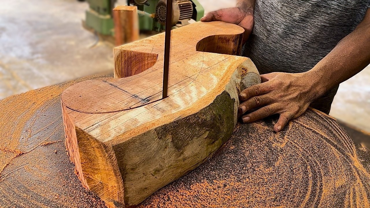Unique Furniture Making Ideas // Extremely Sturdy Table and Chair Set (2 in 1) Inspired by the Wheel