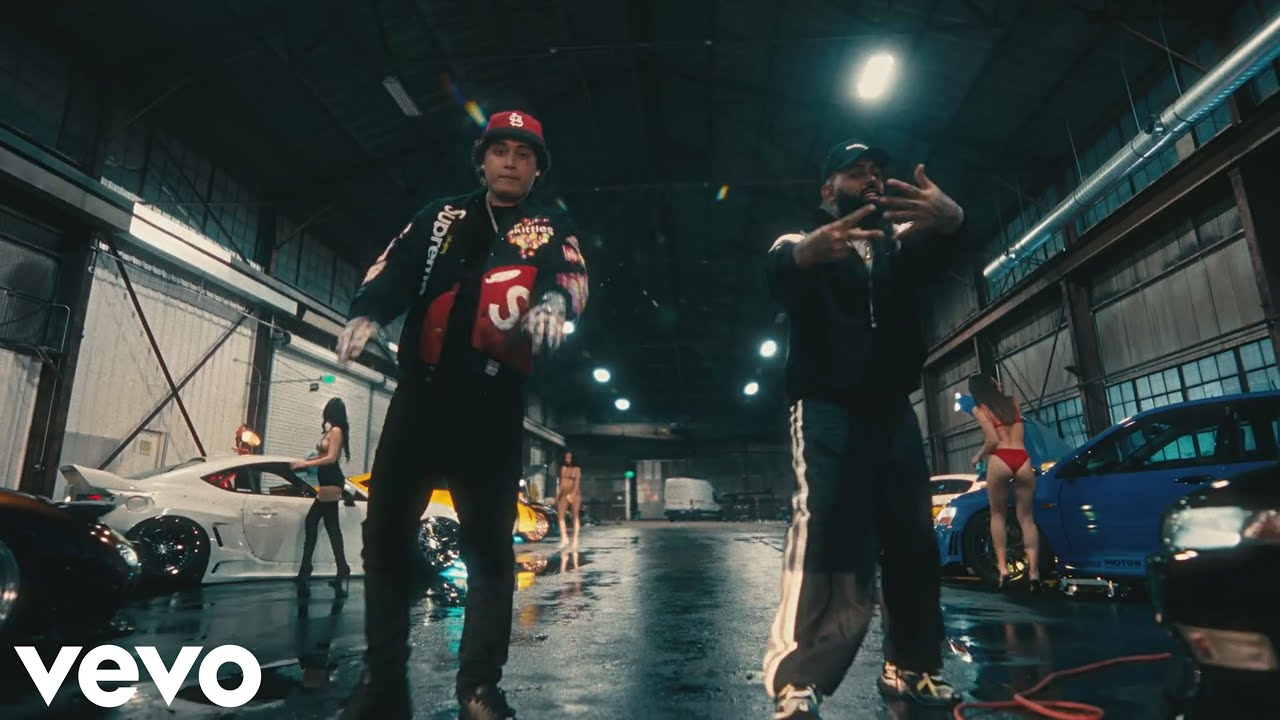 Shoreline Mafia ft. Blueface & $tupid Young - Never Switch (Official Video)