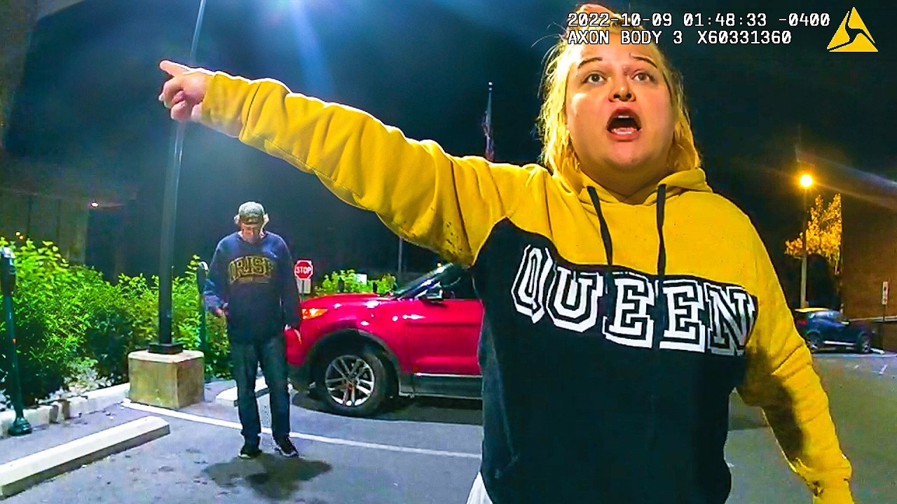 Woman & Cop Argue Over Hacked Snapchat