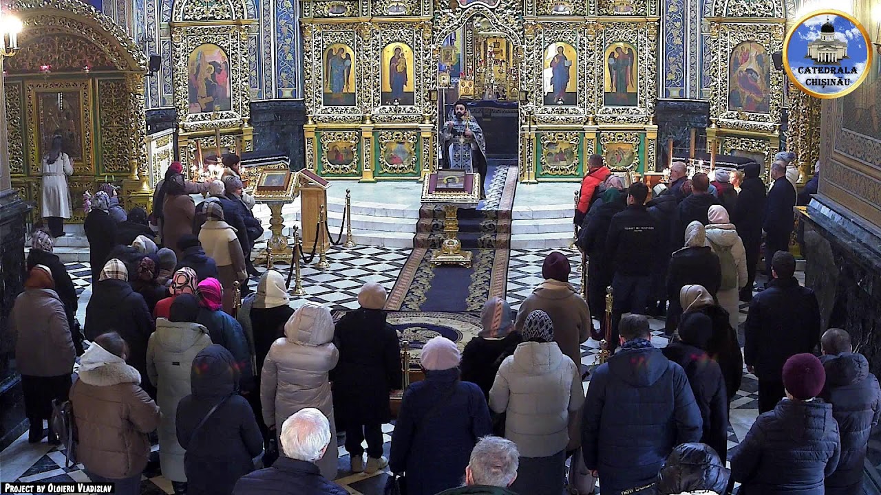Sfânta Liturghie a Darurilor mai înainte Sfințite.