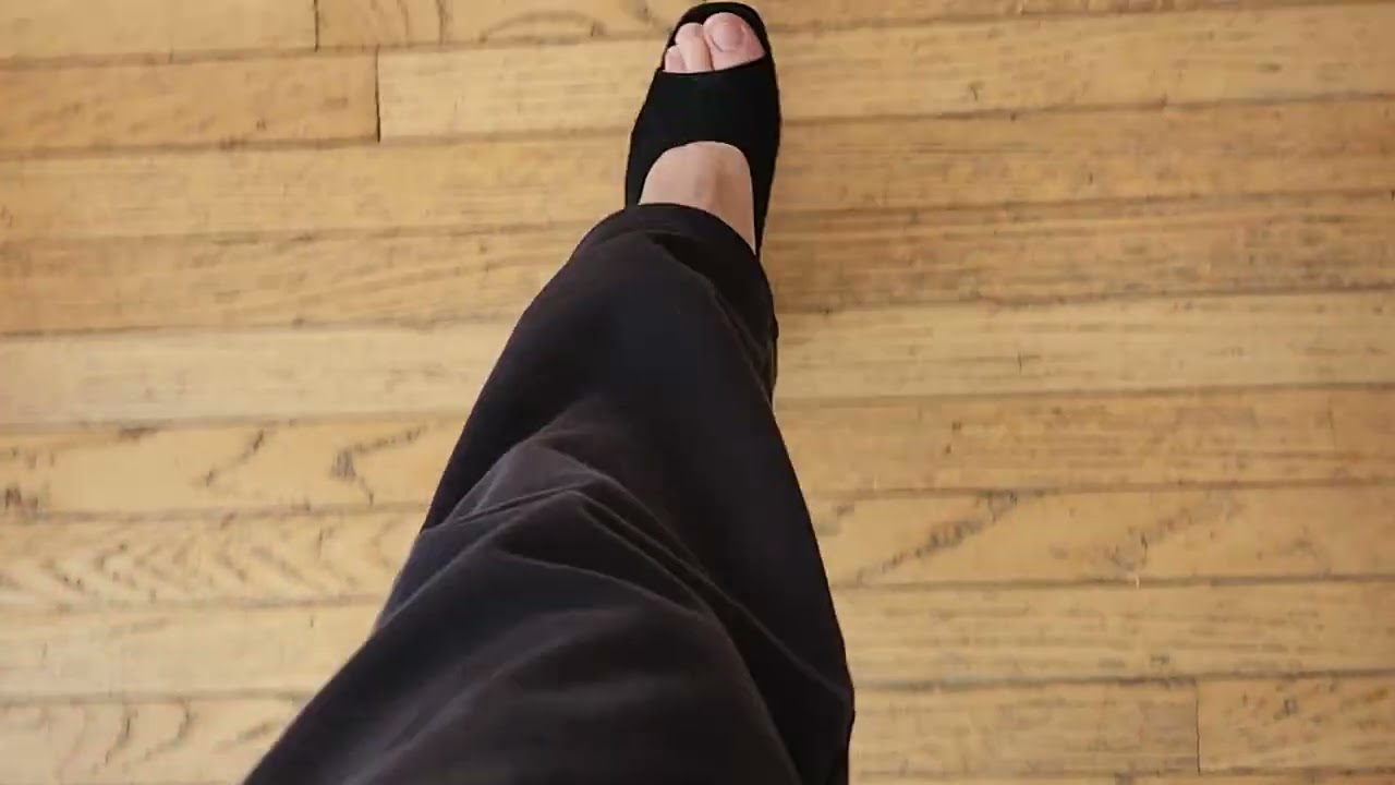 Sounds women's heels on hardwood floor  the slapping against foot Heels slippery and tight trash
