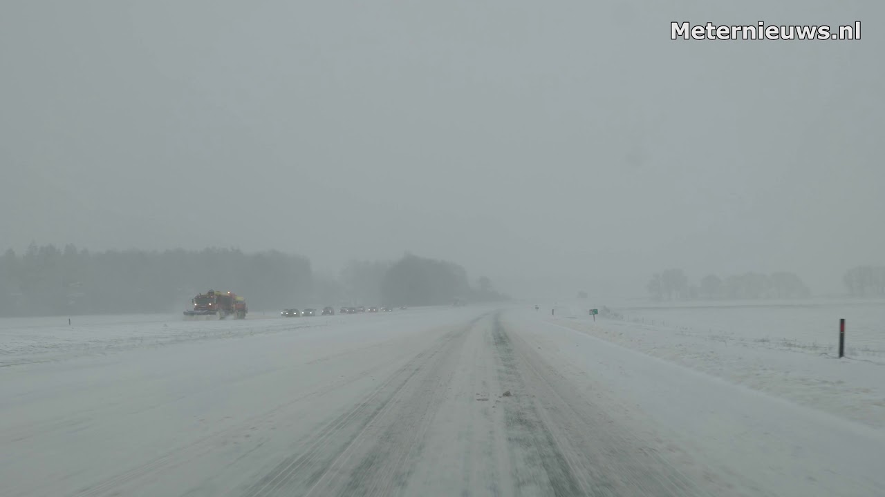 Sneeuw A37 Nieuwlande - Oosterhesselen 'Code rood' weeralarm