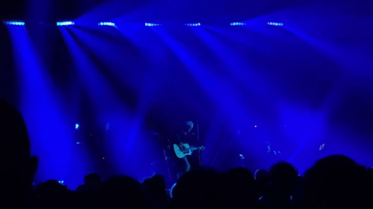 Travis - Blue Flashing Light (Live at Fortitude Music Hall, Brisbane 16.1.26)
