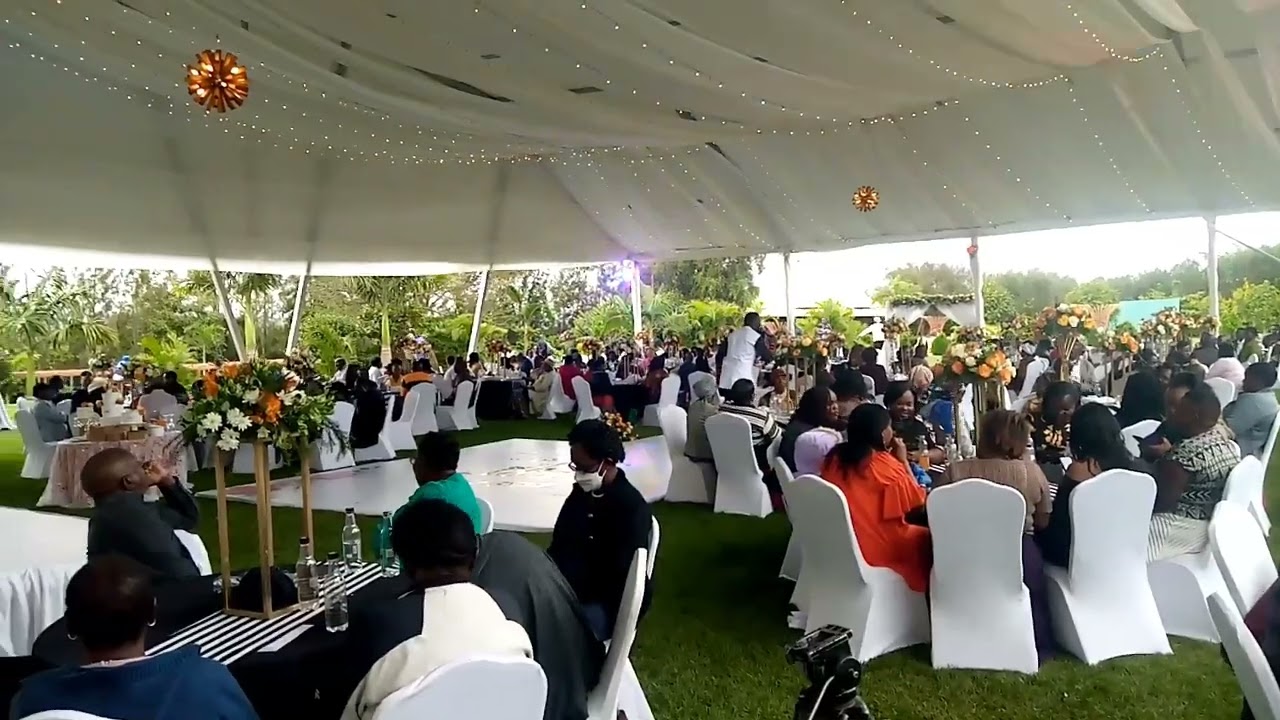 SEE the MC who controls over 1000 guest in a wedding with amazing wedding GAME ( PASS AND BECOME )