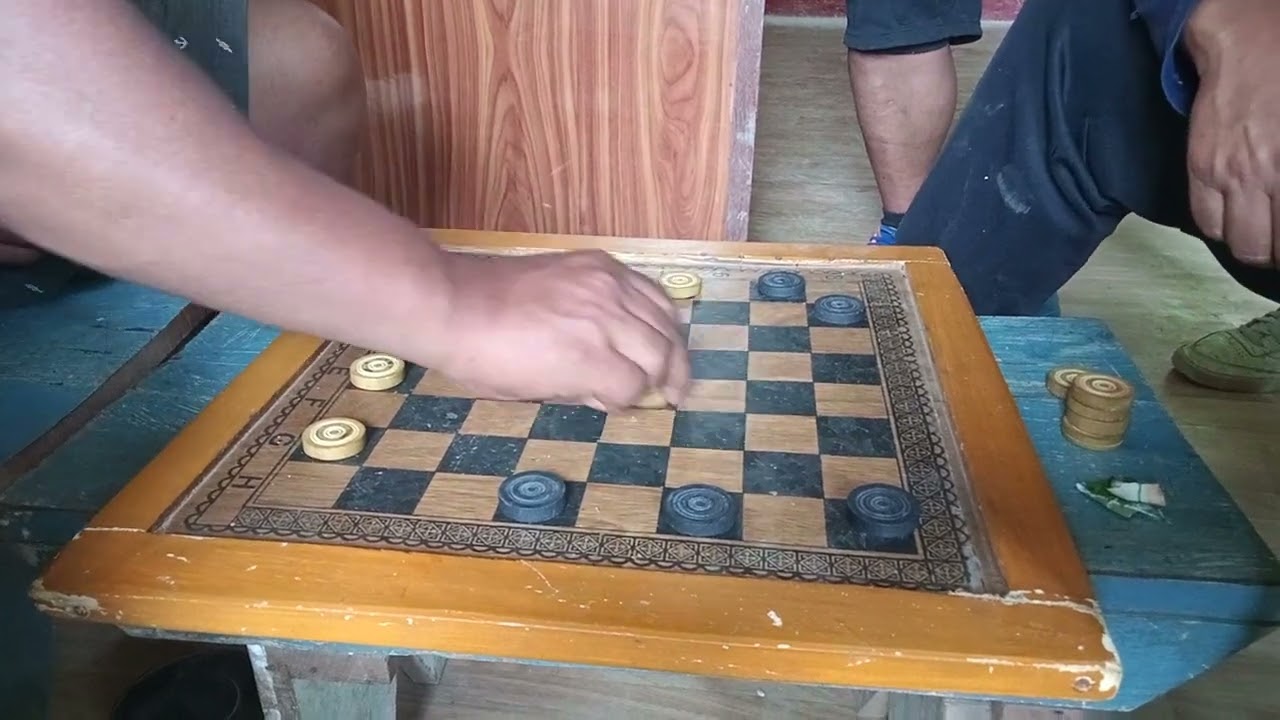 Mizo checker play, who will be the winner, white or black? 😀 Give comment before end.