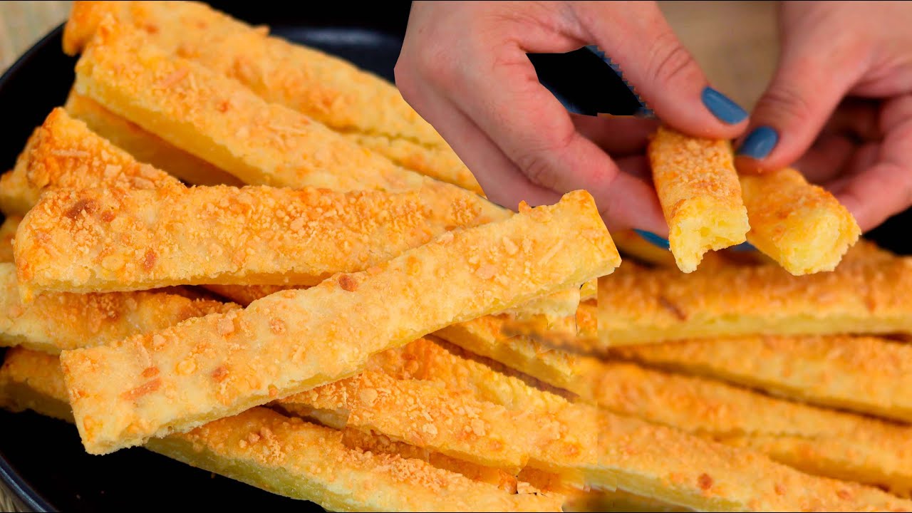 PALITINHOS DE QUEIJO E ALHO- SEM GLÚTEN- PRATICO  RÁPIDO E GOSTOSO - DIKA DA NAKA