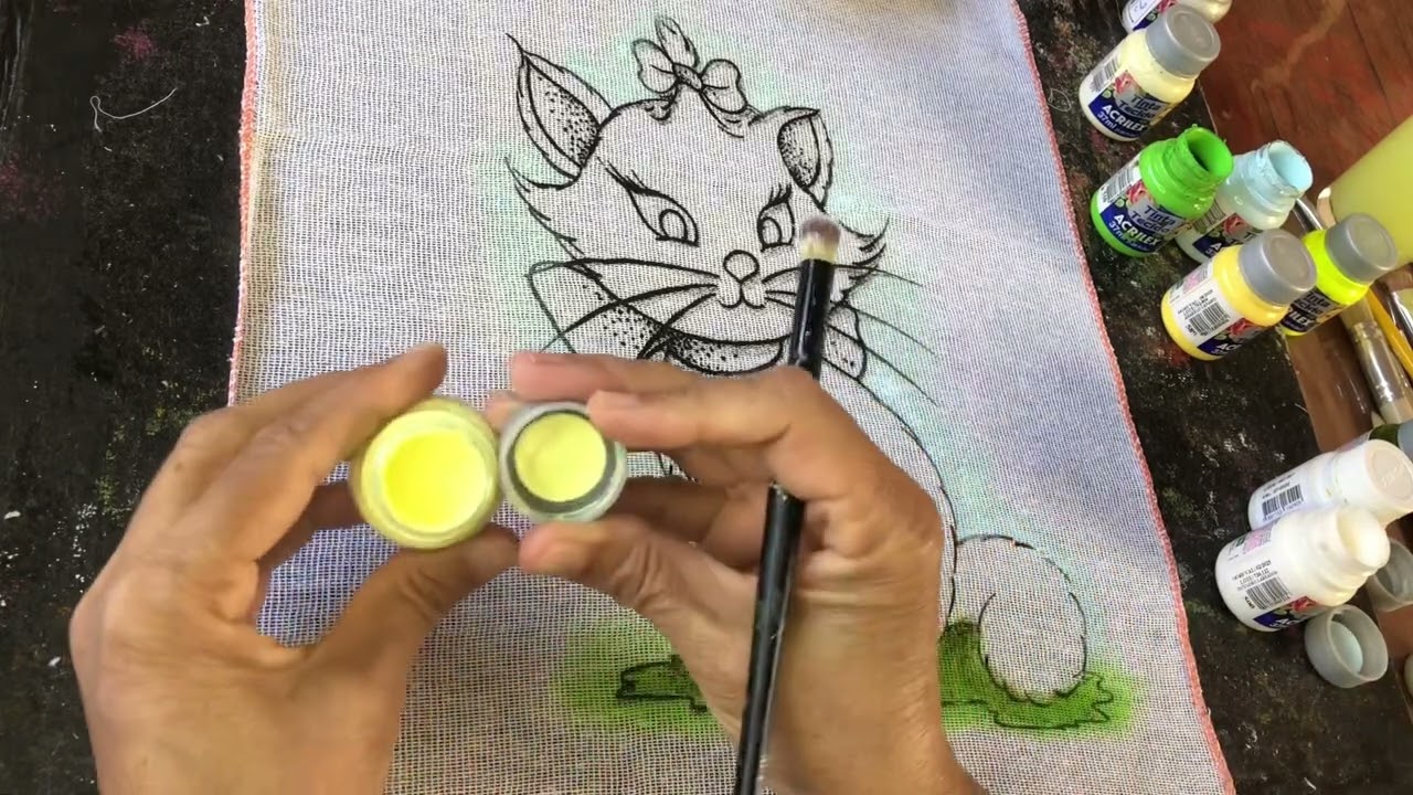 COMO PINTAR UMA GATINHA EM TECIDO