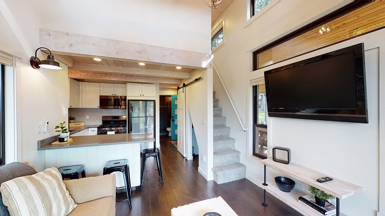 Absolutely Gorgeous Cottage Tiny House for Sale in WA