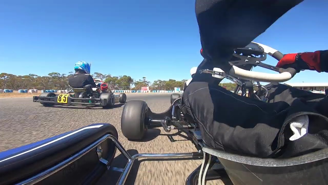 Racing some of the best in Australia, 4SS Kart racing at GKCSA