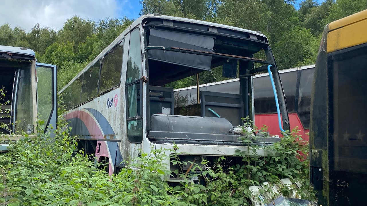 Abandoned Coaches Found in West Lothian near Edinburgh 01.07.24