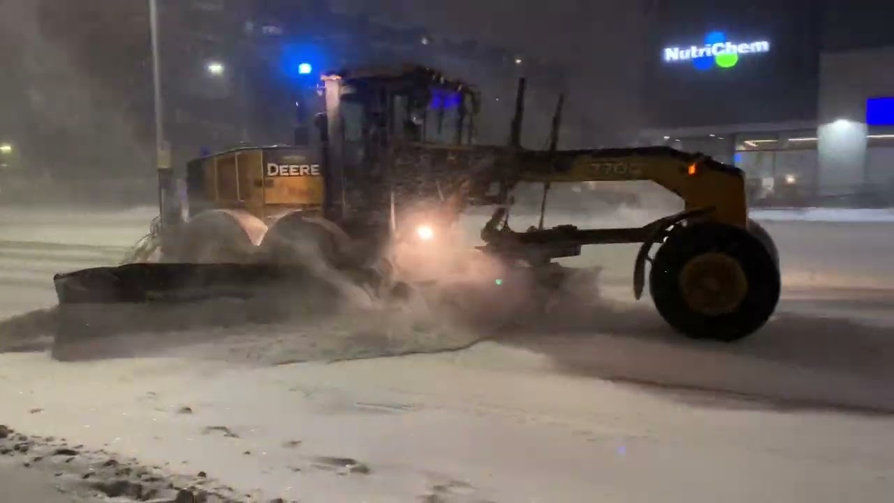 Snow plows in Ottawa February 2023 compilation