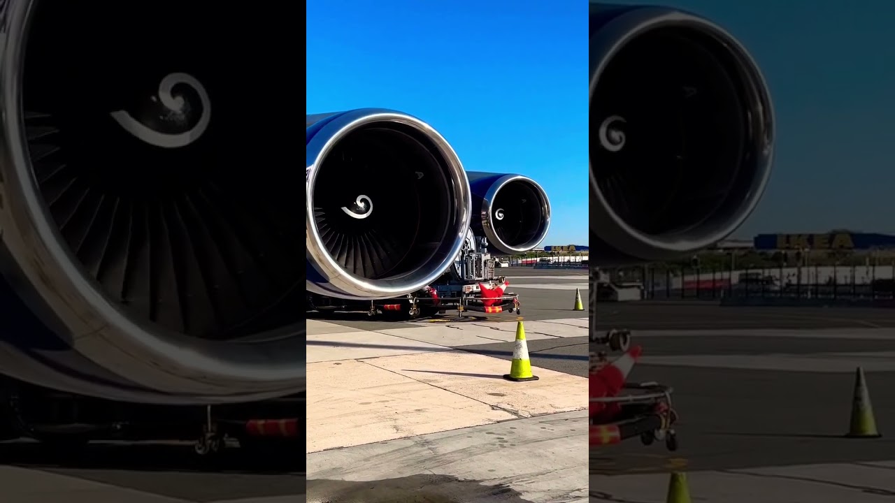 Motores do jumbo cargueiro da atlas Boeing 747 ❤️✈️