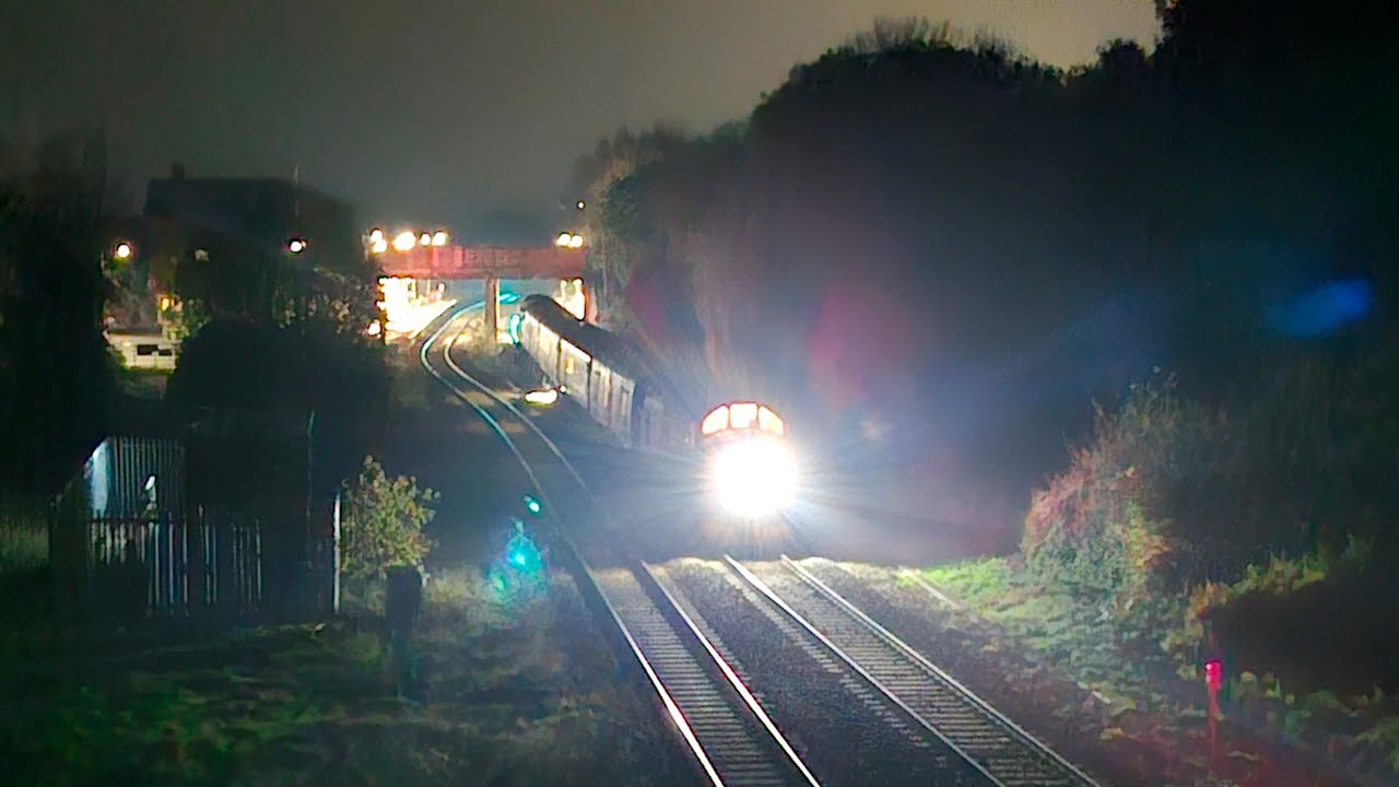 37425 (Thrash) - 37057 Roar Away From YL8353 At Reedham Junction (23/10/2024)