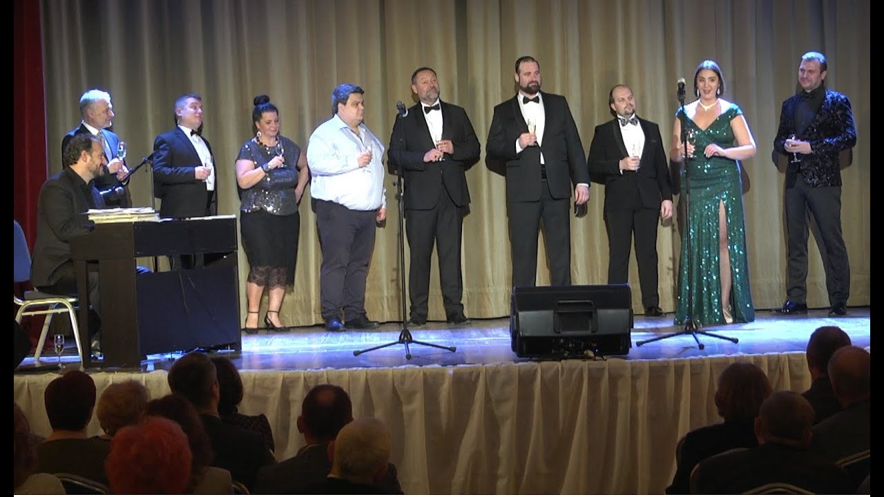NOVOROČNÝ GALAKONCERT V ŠTÚROVE - 04.01.2026 - ÚJÉVI GÁLAKONCERT PÁRKÁNYBAN - FHD