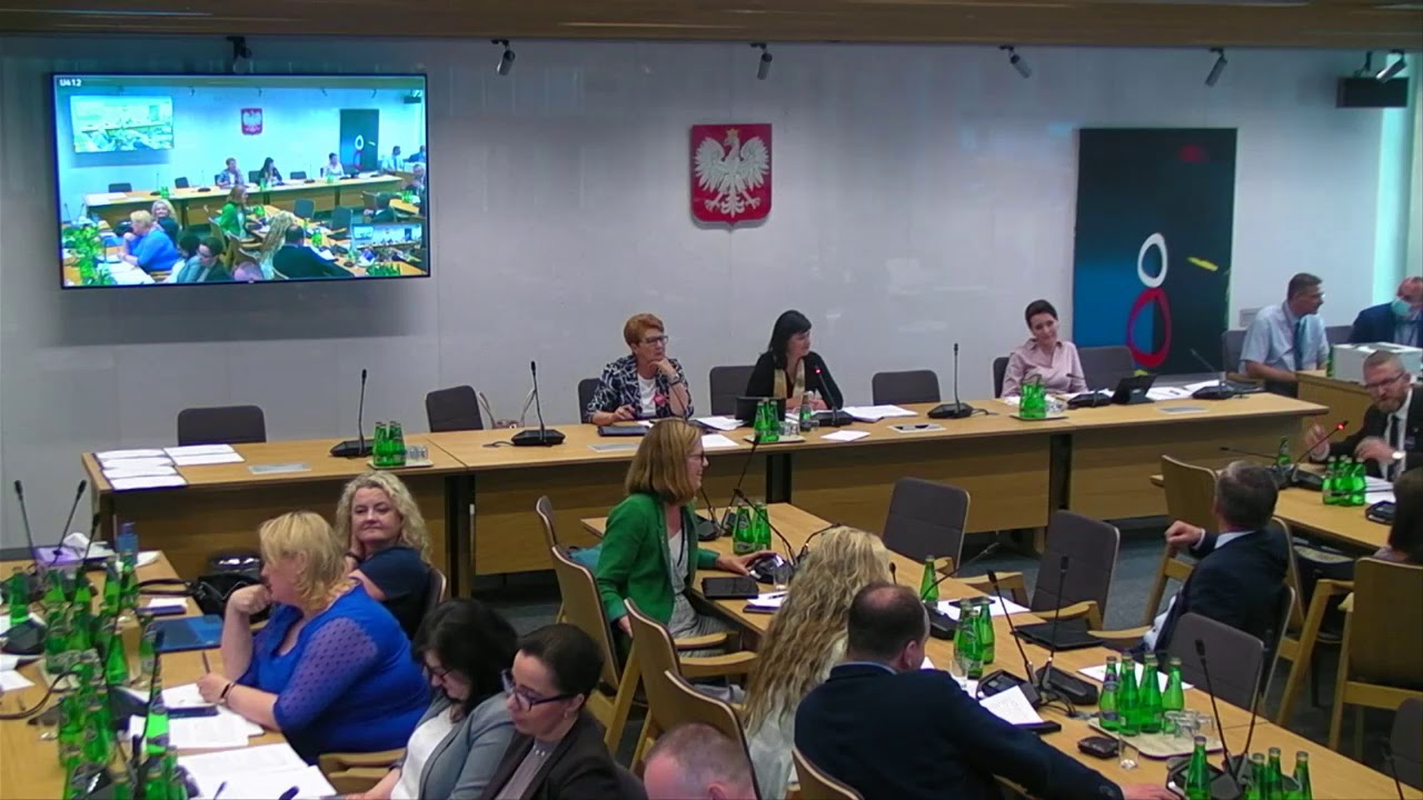 Grzegorz Braun na Komisji Polityki Społecznej i Rodziny - poprawka ws. helikoptera dla Emilewicz