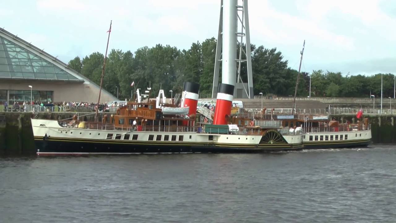 Paddling down the Clyde aboard the PS Waverley