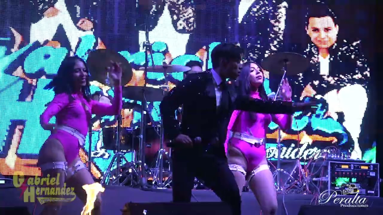 Un Plus En Vivo Gabriel Hernández y toda la banda sonidera 2024