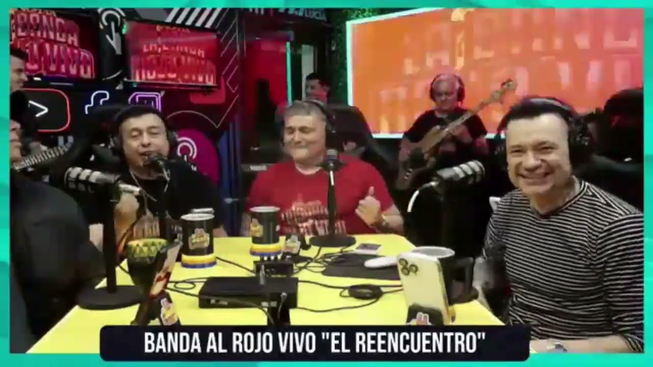 LA BANDA AL ROJO VIVO y el REY YULIAN | ENGANCHADO EN VIVO 2025 | EN RADIO SANTA LUCIA