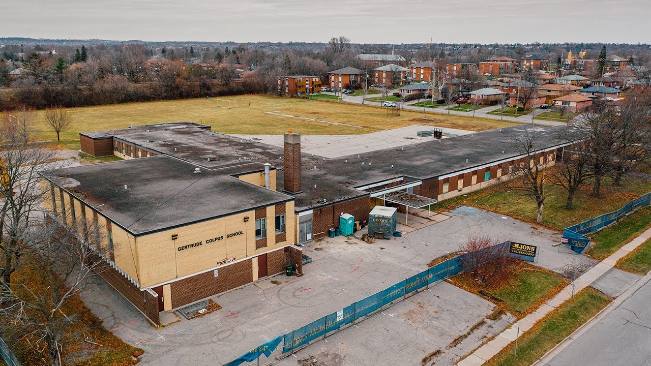 Abandoned Gertrude Colpus Public School -  Neglected for Years! - POWER STILL ON!