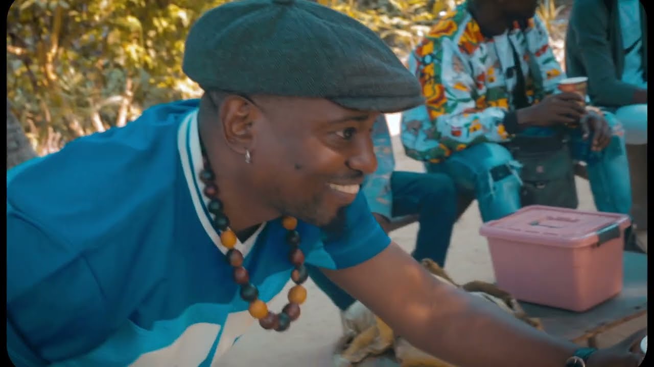 Fredy Massamba feat. Stu Wandah - Mpassi Zi Bua (Official Vidéo)