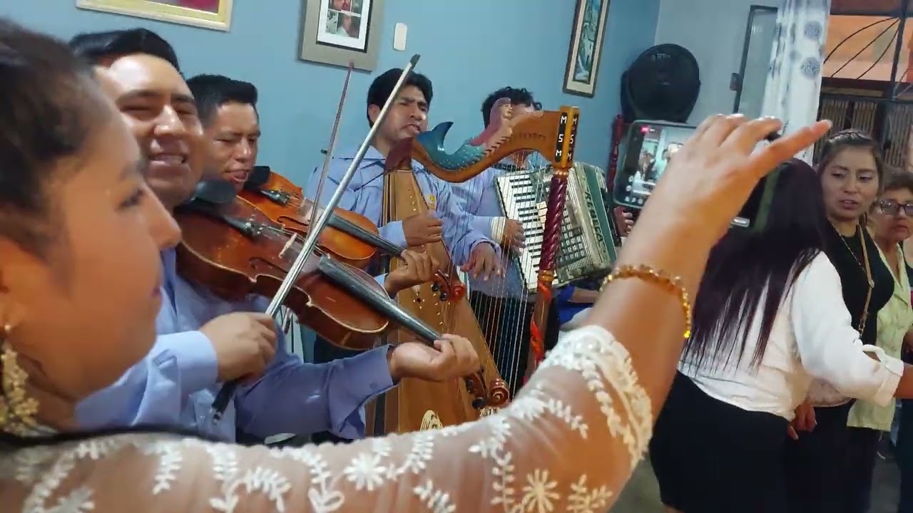 Los Jaraneros de Huancavelica 954784570