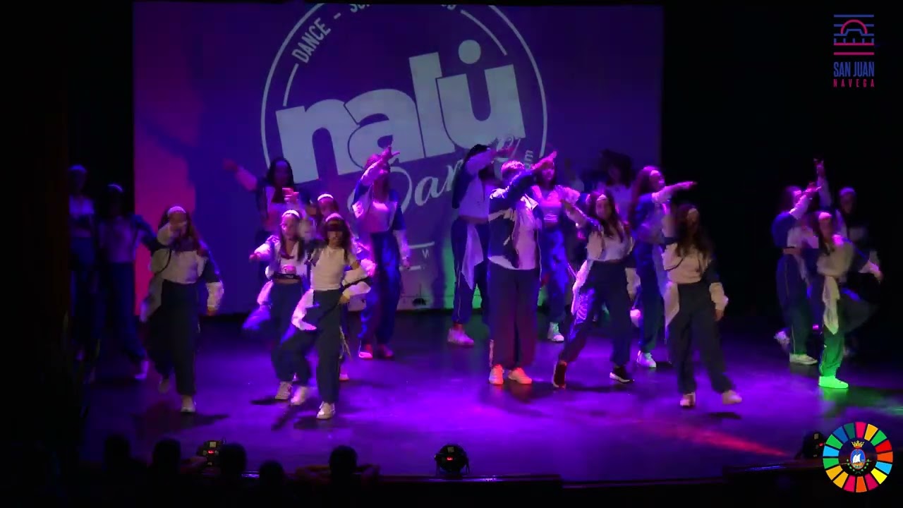EXHIBICIÓN DE DANZA URBANA