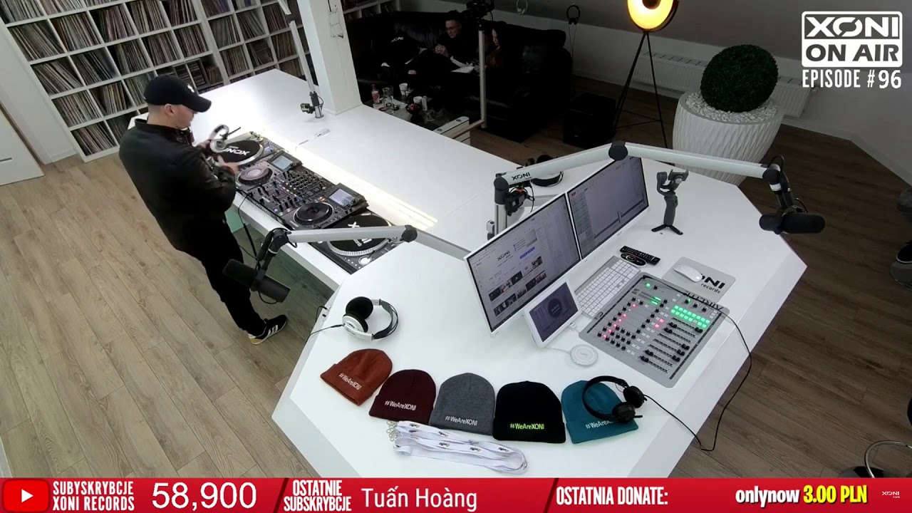 Darude - Sandstorm (Quattro Remix)  Xoni On Air Studio