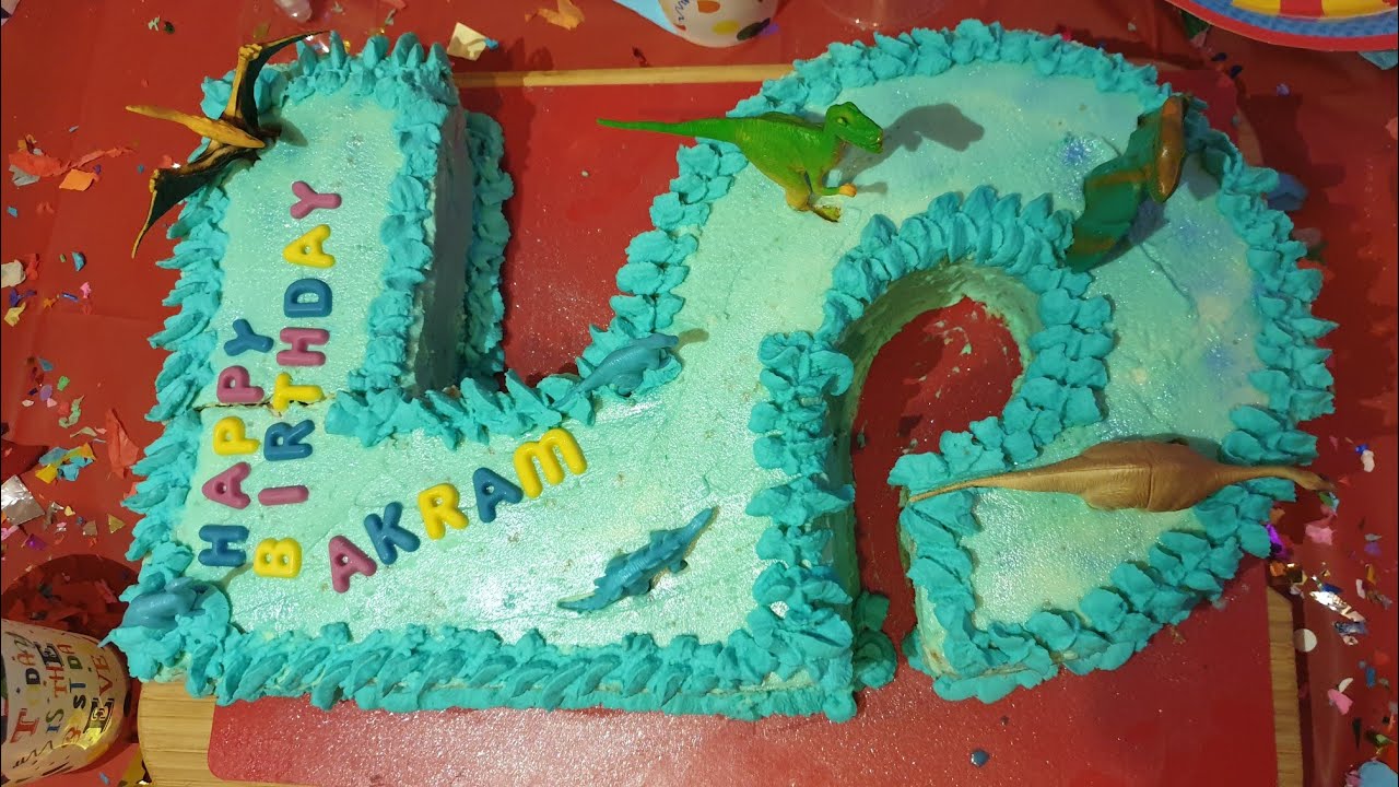 طريقة تحضير كيكة عيد الميلاد على شكل رقم 5 😋👌 How to make number 5 birthday cake
