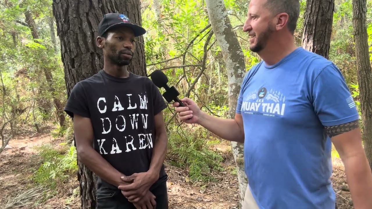 Crazy Pete goes on a search for his Feral Friends of the Forest to tell their story. 