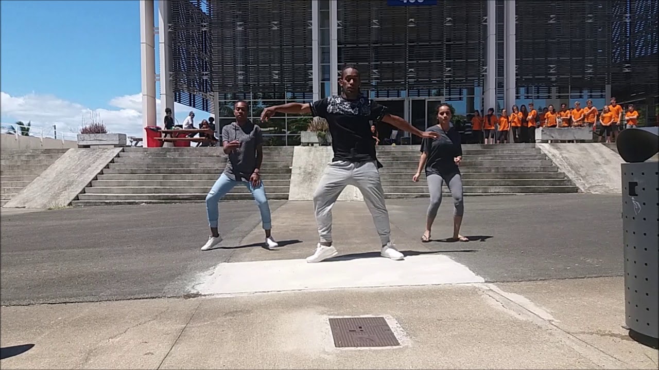 Je dance a l'Université de la Nouvelle-Calédonie!!!!!