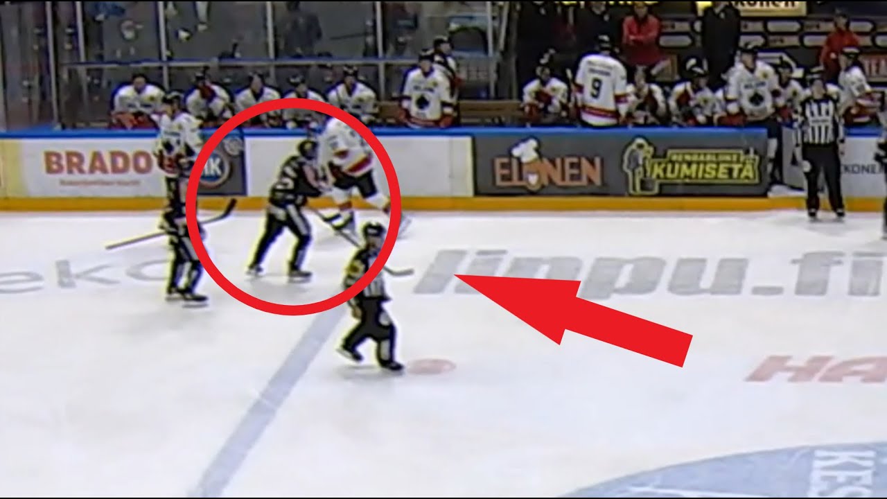 Brad Lambert näytti keskisormea Ässien vaihtoaitioon