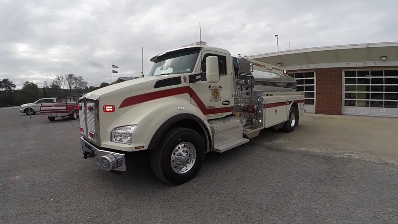 4 Guys Fire Trucks Washington Twp VFD 2100 gallon elliptical tanker