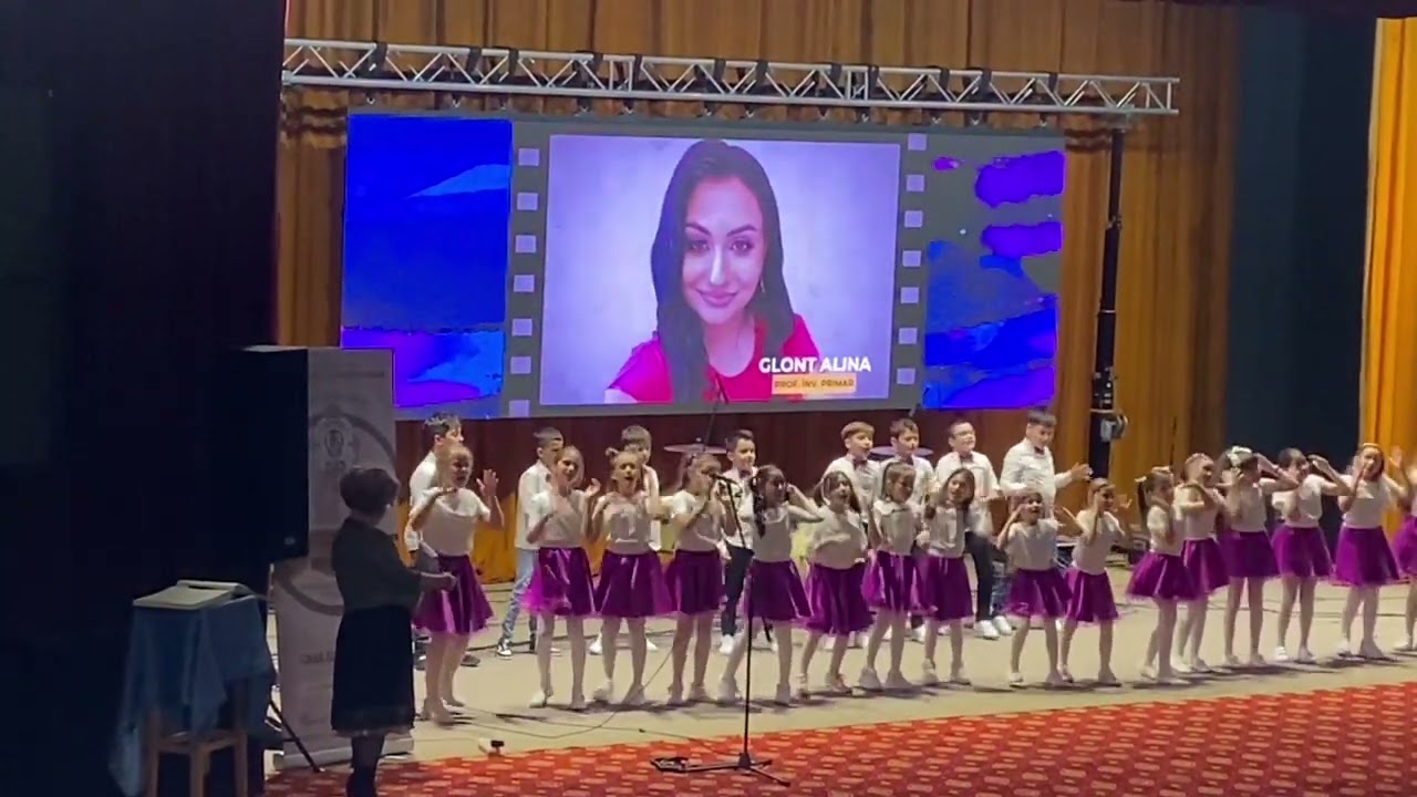 Spectacol școală „Matei Basarab”, Pitești, Argeș