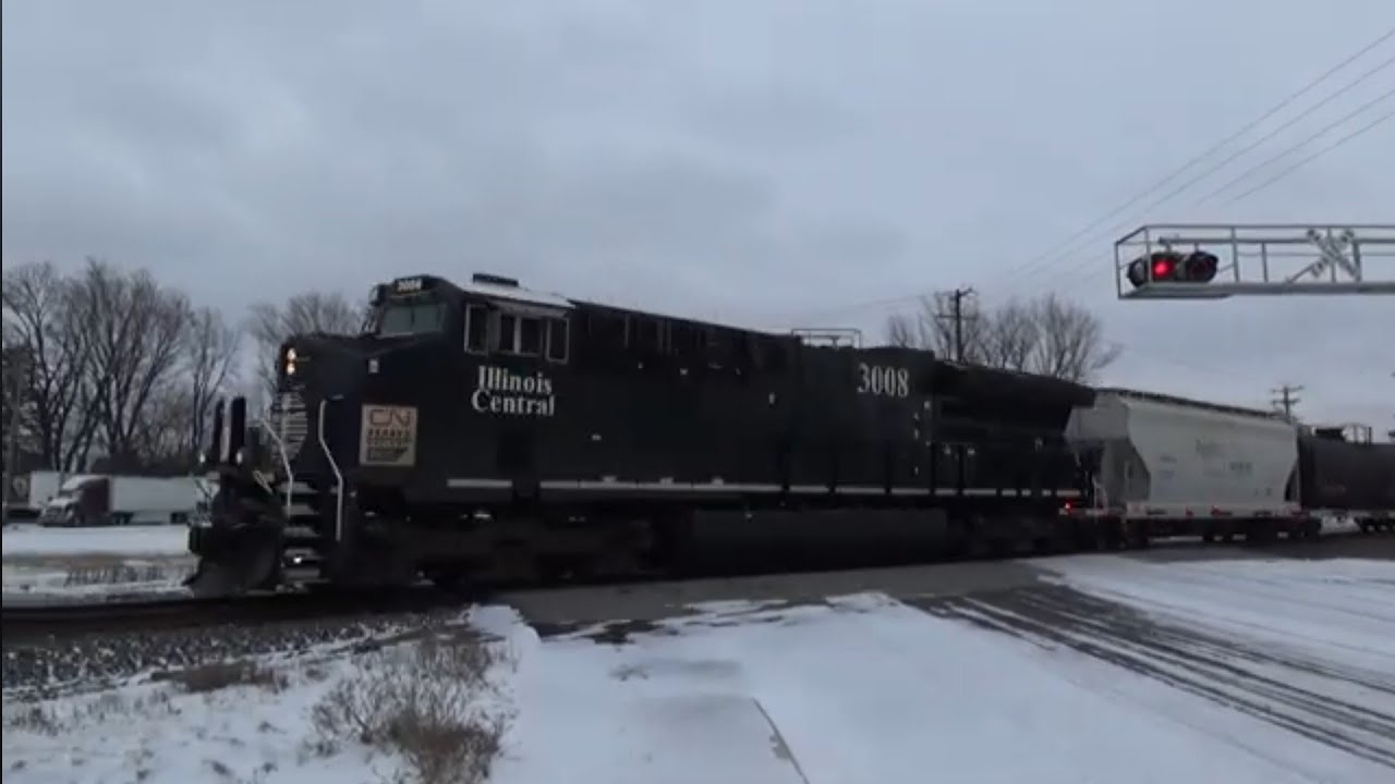 CN Northbound Mixed Train w/ Illinois Central 3008 HU Lead 12/19/21 Owen, WI