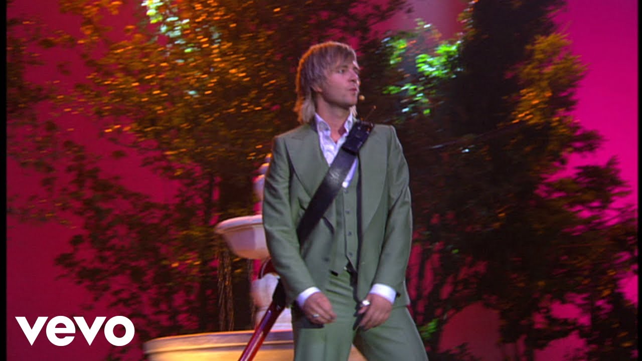 Celtic Thunder - Surfer Medley (Fun, Fun, Fun/Surfin' Safari/Surfin' USA) (Live From Ontario / 2009)